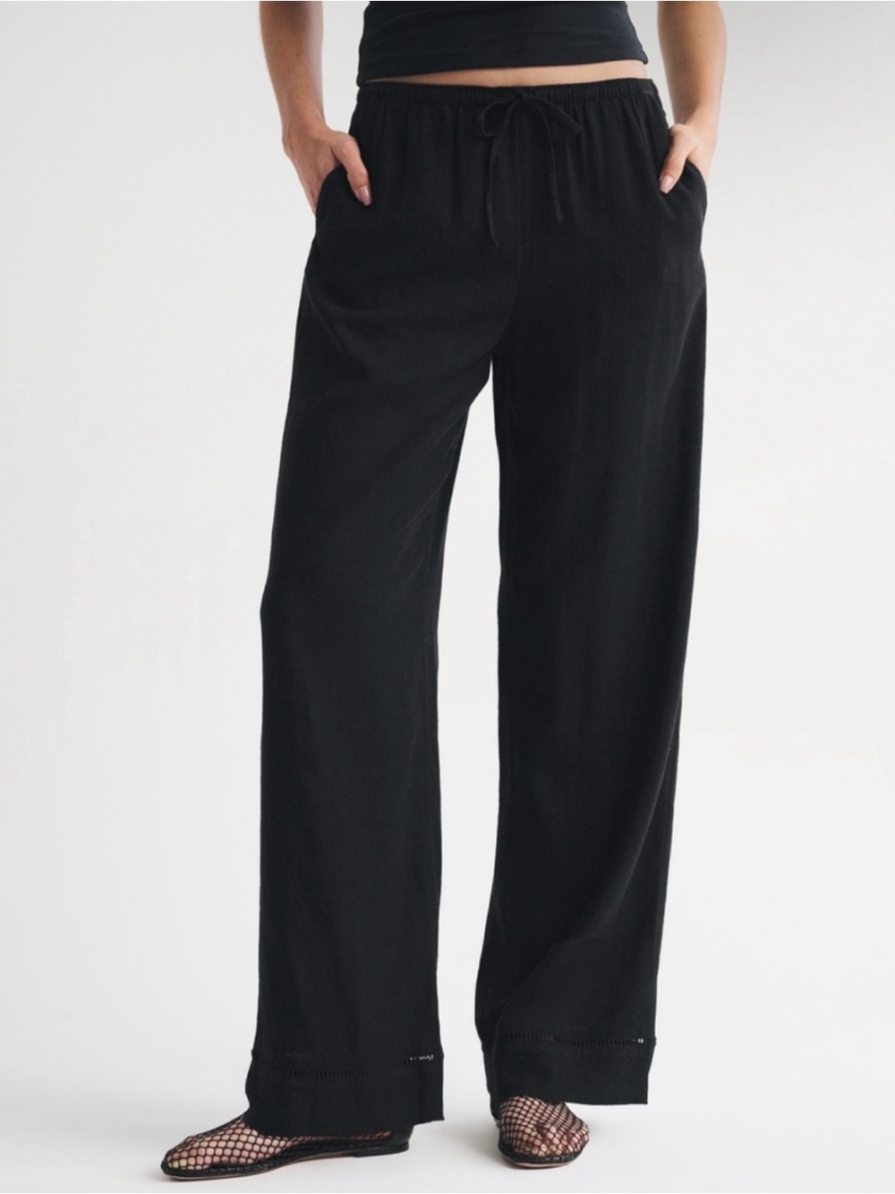 A&F Gemma Linen-Blend Wide Leg Pull-On Pant, Size M in Black